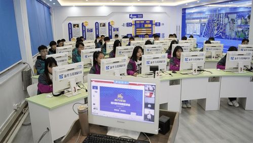 春招熱潮來襲，互聯網游戲企業爭相上門預定新華電腦畢業生